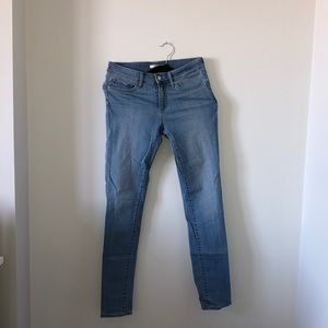Levi’s 711 Skinny Jeans